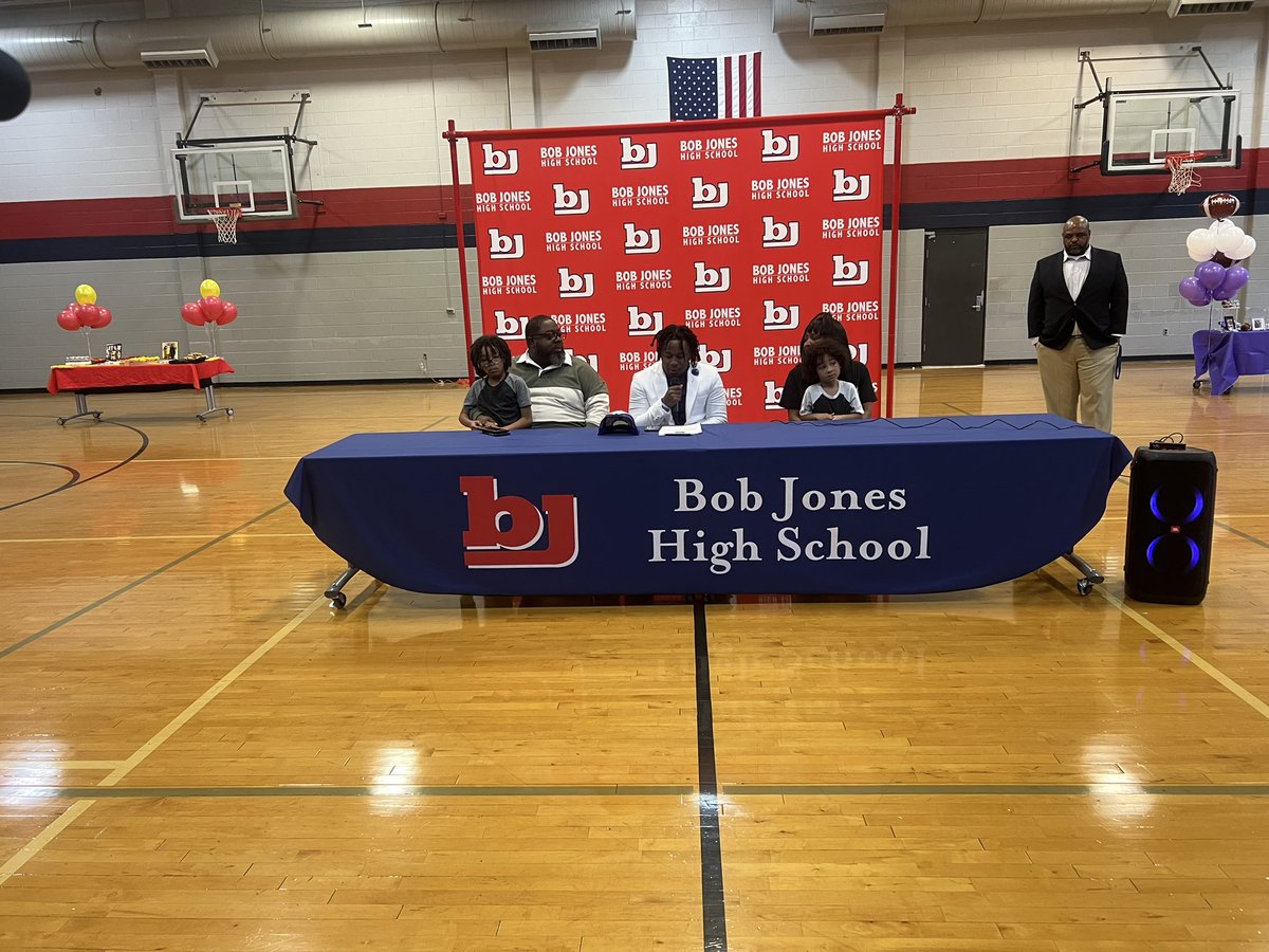 ✍️ Congratulations to @BJHS_Football seniors Christian Abrams ( @SkegeeFootball ), Frankie Hill ( @BUKnightsFB ) , & Hezron Kincey ( @kwc_football ) for signing their National Letters of Intent! @FOX54News