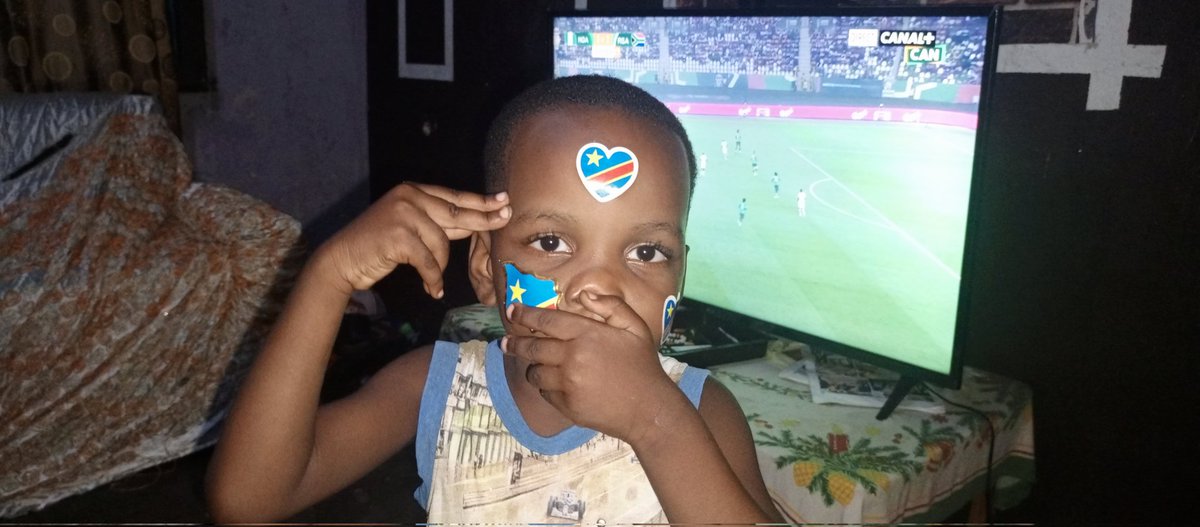 bonymand1's tweet photo. On tue à l'Est de la #rdc , silence radio .#RwandaIsKiling https://t.co/b2Sl36gPXy