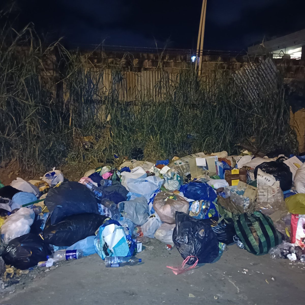 Notre ville mérite que nous la traitions avec respect, que nous la gardions propre et accueillante. C’est de ça qu’il s’agit.