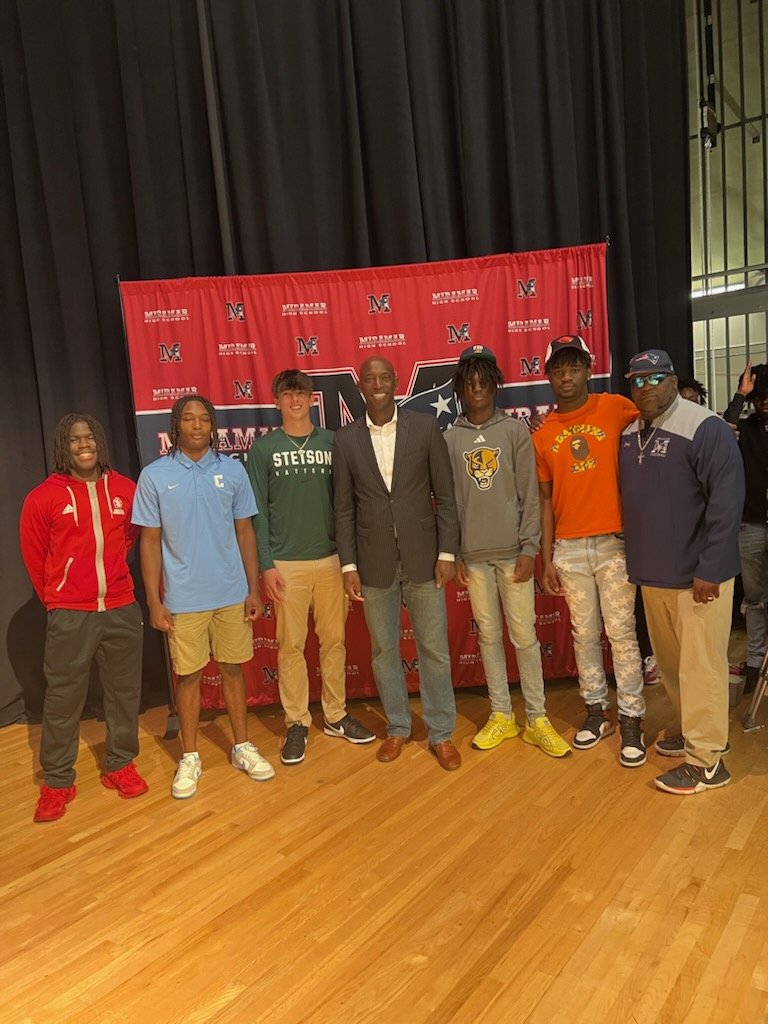 The Mayor of Miramar came by to support these young Patriots on Signing Day! Miramar Football!