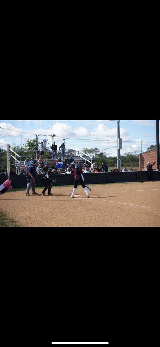 Earlham College Softball tweet media