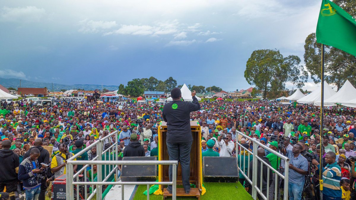 📌📌ADUI WA CCM SIO CHADEMA, ACT WALA CUF, ADUI NI MAFISADI NA WATUMISHI WAZEMBE WASIOTANGULIZA UTU NA HAKI KATIKA KUWAHUDUMIA WANANCHI - MAKONDA

"Mimi sina sababu ya kujipendekeza kwa watu ili niwe mwema kwao, heri nijipendekeze kwa Mungu aliyeumba mbingu na nchi ili watu wake
