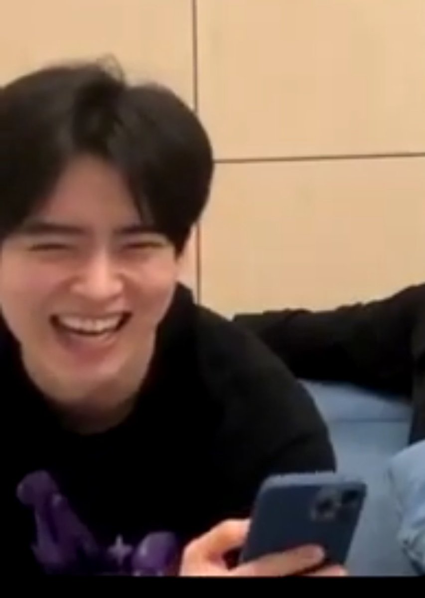 mybunnyjsb's tweet photo. I really missed hearing subins laugh 😭😭 https://t.co/100ic5OydG