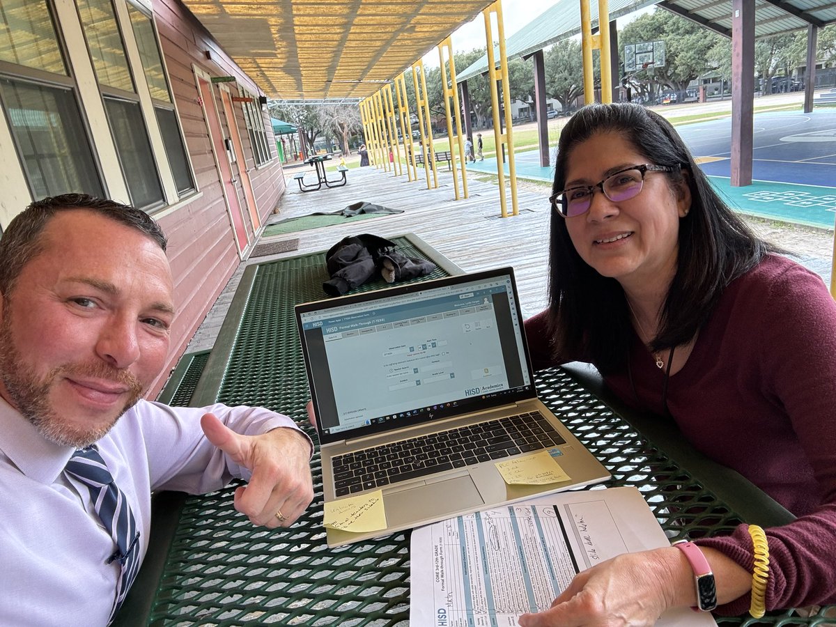 Calibrated with Assistant Principal Vargas this afternoon at Poe Elementary. We observed a strong Math lesson and discussed her next leadership moves. Our goal: High quality instruction, all day, every day. @HISDCentral @DraESVillanueva @DrLMartinezHISD @TeamHISD ✖️➗➕➖🟰🧮💯