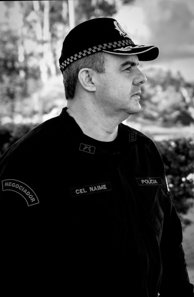 MarianaNaime's tweet image. Ha exatamente #1ano, 365 dias…vivíamos as nossas piores horas, angústia,indignação, decepção, revolta, medo e #muitador.
Hoje, ainda sem entender… seguimos lutando pela #VERDADE e #LIBERDADE de um dos maiores heróis que o Brasil conheceu, mas que sempre foi o nosso grande