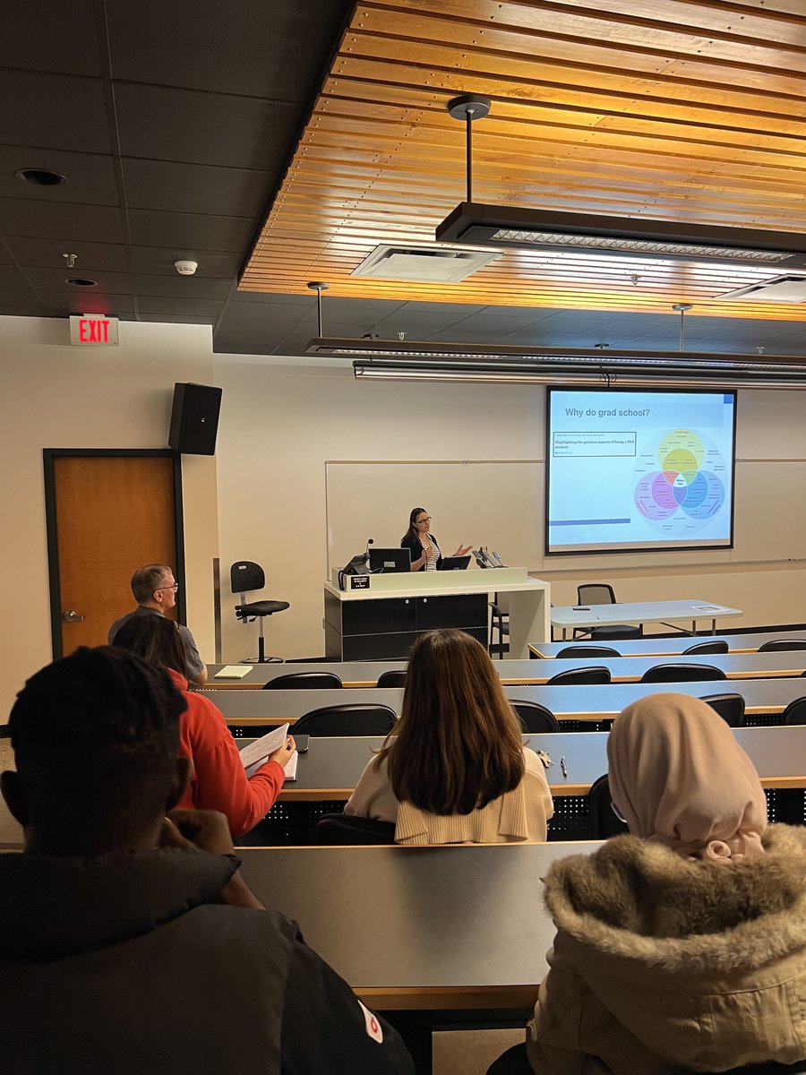 uom_copgsc's tweet photo. Thanks to Dr. Samantha Pauls for an enlightening presentation on career opportunities and resources for post-grad students. From today's resourceful presentation! @pauls_samantha @UManitobaHSGSA @UM_RadyFHS https://t.co/VVSXt34qVP