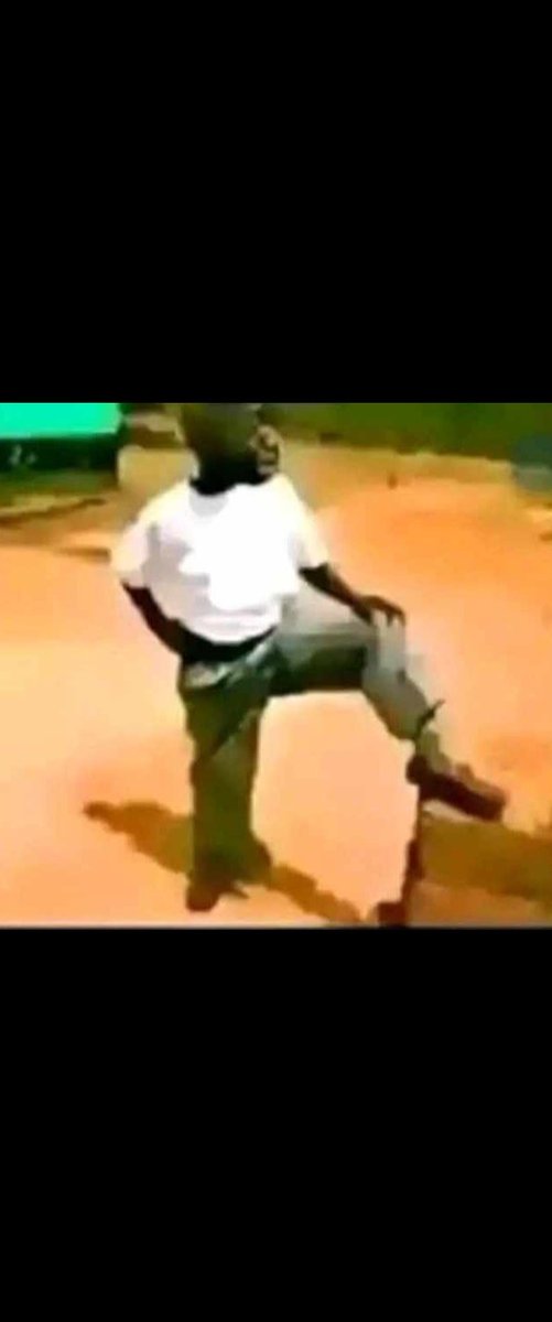 Bestfrnd4lyf's tweet photo. @UTDTrey Ghana fans right now......😹😹😹 https://t.co/E1qZIyreIb