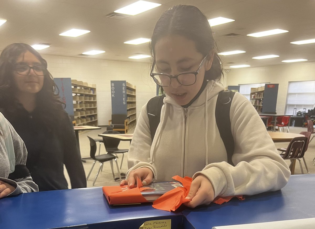 Yvette Aranda (@yaranda_lms) on Twitter photo Our Ensor Eagles participating in a blind date with a book during lunch time. 💕 <a href="/Sparks_Interest/">Marcy Sparks</a> <a href="/RKingAragon_EMS/">Renee King-Aragon</a> <a href="/Ensor_MS/">Stephen Fernandez</a> Our Ensor Eagles participating in a blind date with a book during lunch time. 💕 <a href="/Sparks_Interest/">Marcy Sparks</a> <a href="/RKingAragon_EMS/">Renee King-Aragon</a> <a href="/Ensor_MS/">Stephen Fernandez</a>