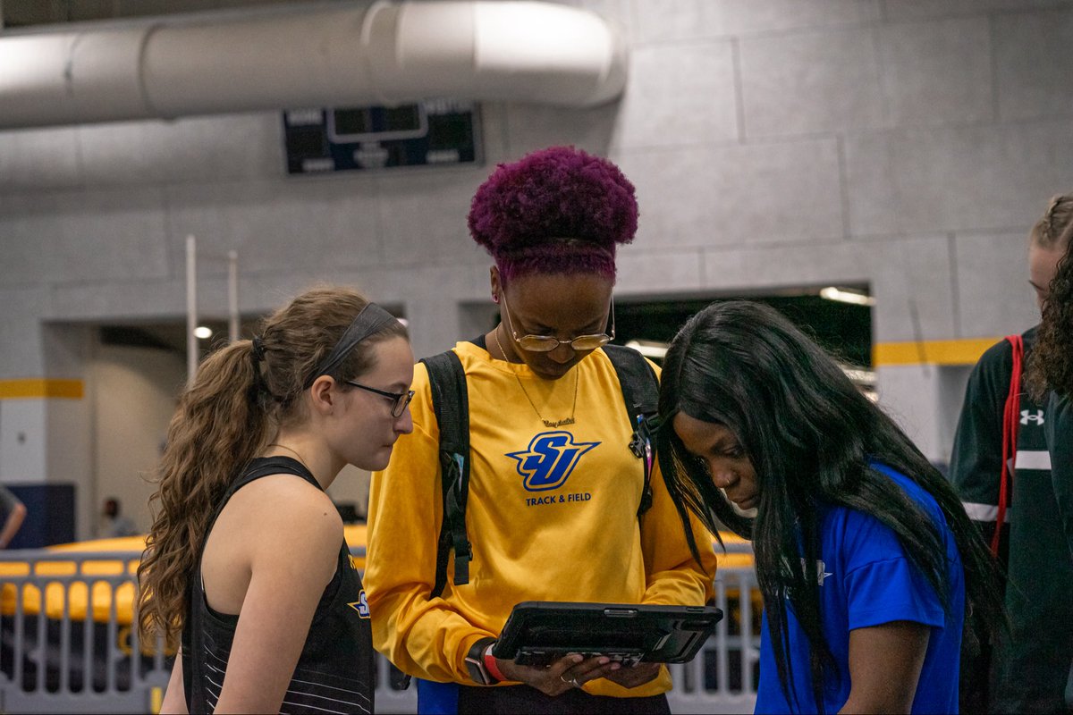 SpaldingXC's tweet photo. Happy national girls and women’s in sports day!!! #sutf #d3tf #builtdifferent https://t.co/VUdTOcbCDt