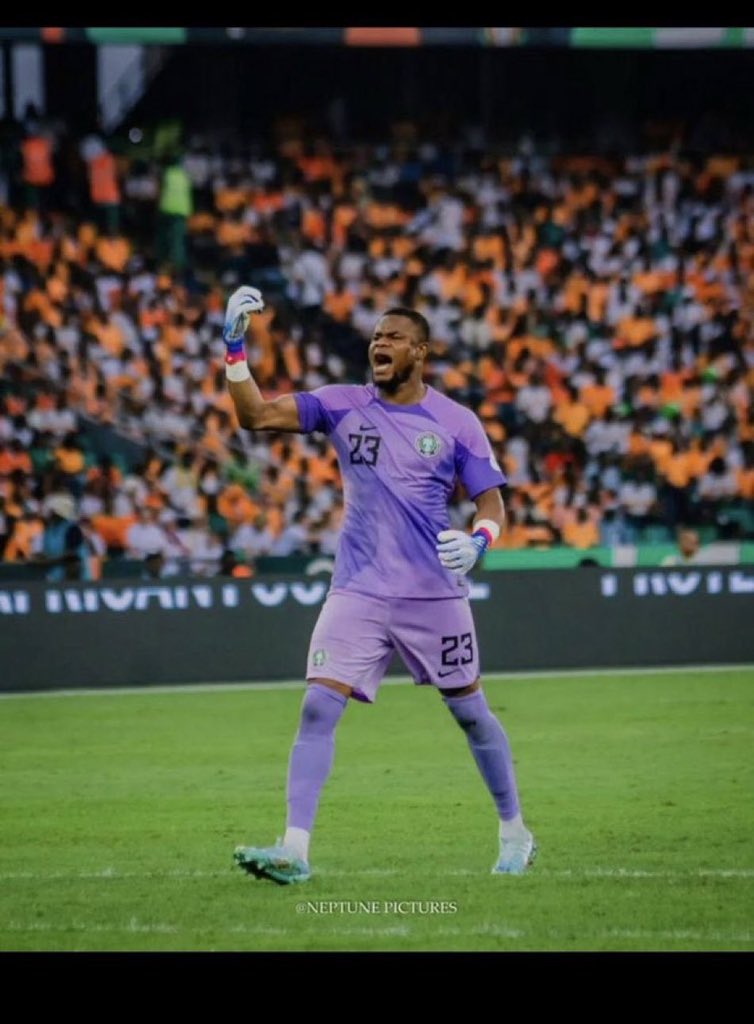 PascalEmma7053's tweet image. STANLEY NWABALI GOD BLESS YOU❤️❤️ Gather here all Nigerian let's appreciate our hero🌍❤️💎💯