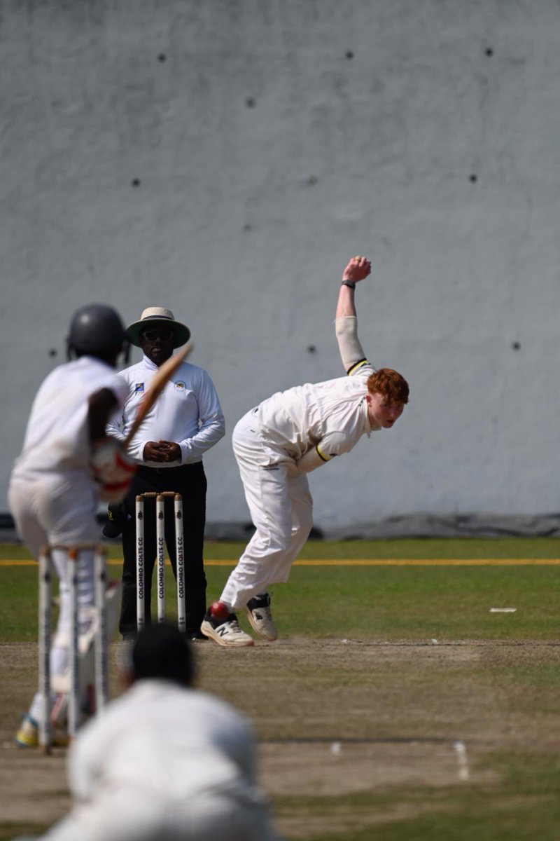 Gloucestershire Boys Pathway putting in the hard yards on day three in Sri Lanka 💪🏏 The team are currently taking part in their first of five matches while on tour 👌 @Lions_sports_Tr