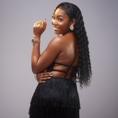 justybeeh's tweet photo. #NewProfilePic https://t.co/S8lnz8XnZL