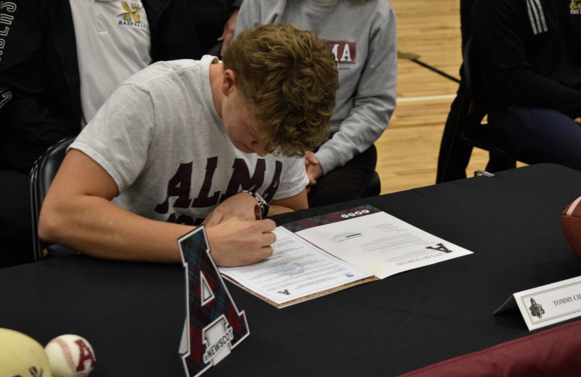 Tommy Ches tweet media