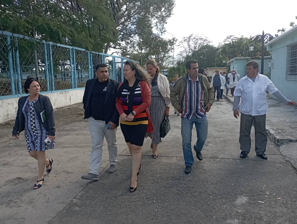 Llegamos hasta el Hospital Psiquiatrico de #Cienfuegos como parte del recorrido en el proceso de entrega de la Dirección General de Salud Provincial. #CienfuegosXMásVictorias