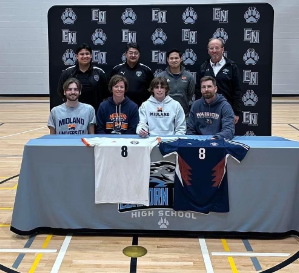 OmahaUnitedSC's tweet photo. Congratulations to Gavin Dickerson and Tucker Orwig for signing their NLI! 

Congratulations to these boys, their families and coaching staff! 

#UnitedAsOne 
#OneTeamOneHeart 
#DevelopingTogether 
#PlayersUnited https://t.co/sVTipontbL
