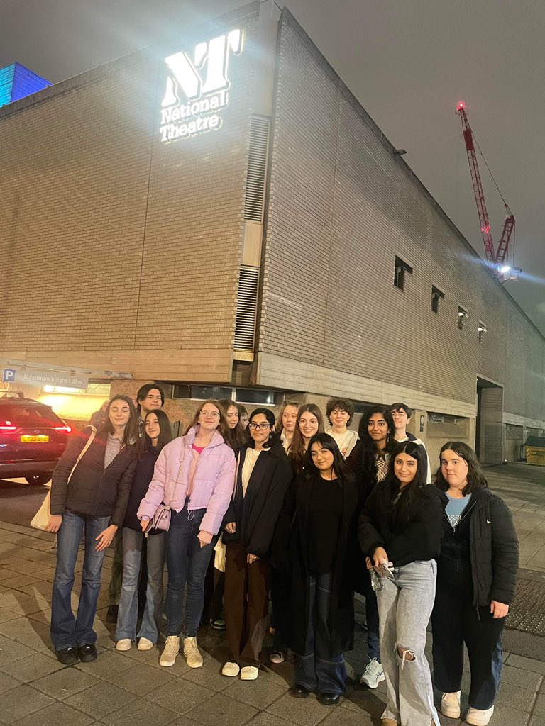 MESMusicDept's tweet photo. Year 12 and 13 theatre studies students are enjoying an evening at the National Theatre watching Dear Octopus 🐙 #mepa #nationaltheatre https://t.co/xVyjjidEKq