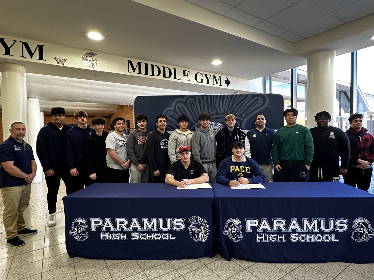 Paramus_Schools's tweet photo. On Feb. 7, two #ParamusHighSchool senior athletes officially signed to their chosen colleges and universities. Huge congrats to Daniel Elyash β24 (Wrestling - Davidson College) and Aidin Xheraj β24 (Football - Pace University). π€ΌββοΈπ
#paramuspride #nationalsigningday #phsathletes https://t.co/hi9ZtiRyg7