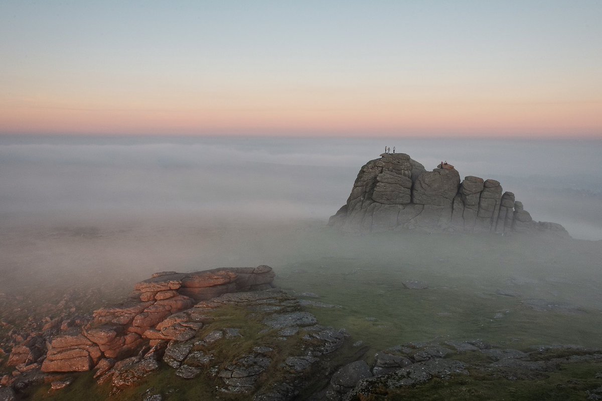 A popular visit for many of our guests at the #Mariners - is a 30 min drive to the UK's 9th biggest #NationalPark #Dartmoor #Devon 🏞️ 'A paradise for hikers, horse riders, and anyone looking to escape the hustle and bustle of modern life' Stay & Visit: >marinerstorquay.com