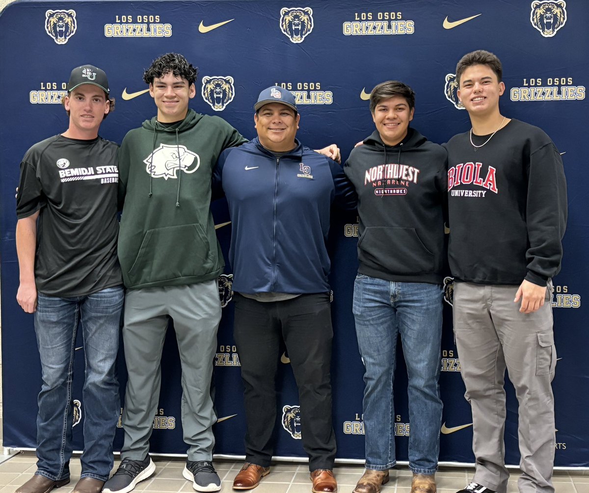 CDonlin8's tweet photo. Signing my letter of intent to play baseball at Bemidji State. Thank you for the opportunity. @BSUBeavers @lohs_baseball @bemidjistatebaseball https://t.co/SzJUGHqDpf