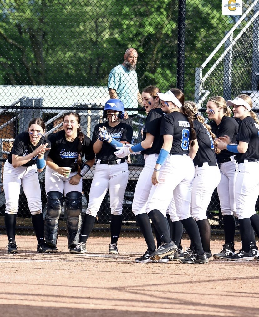 Happy National Girls &amp; Women in Sports Day!!💪 Can't wait for HS season to get started, and I'm missing all of my travel ball teammates! #NGWSD 🙌🙌
<a href="/TNMojo07/">Mojo Bruce Lewis</a> <a href="/HoundsSB/">Carmel HS Softball</a>
