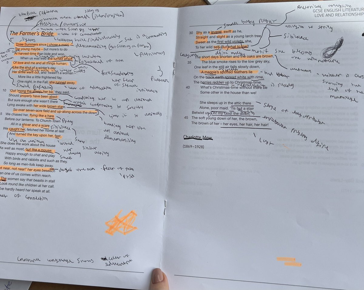 Miss Davies tweet media