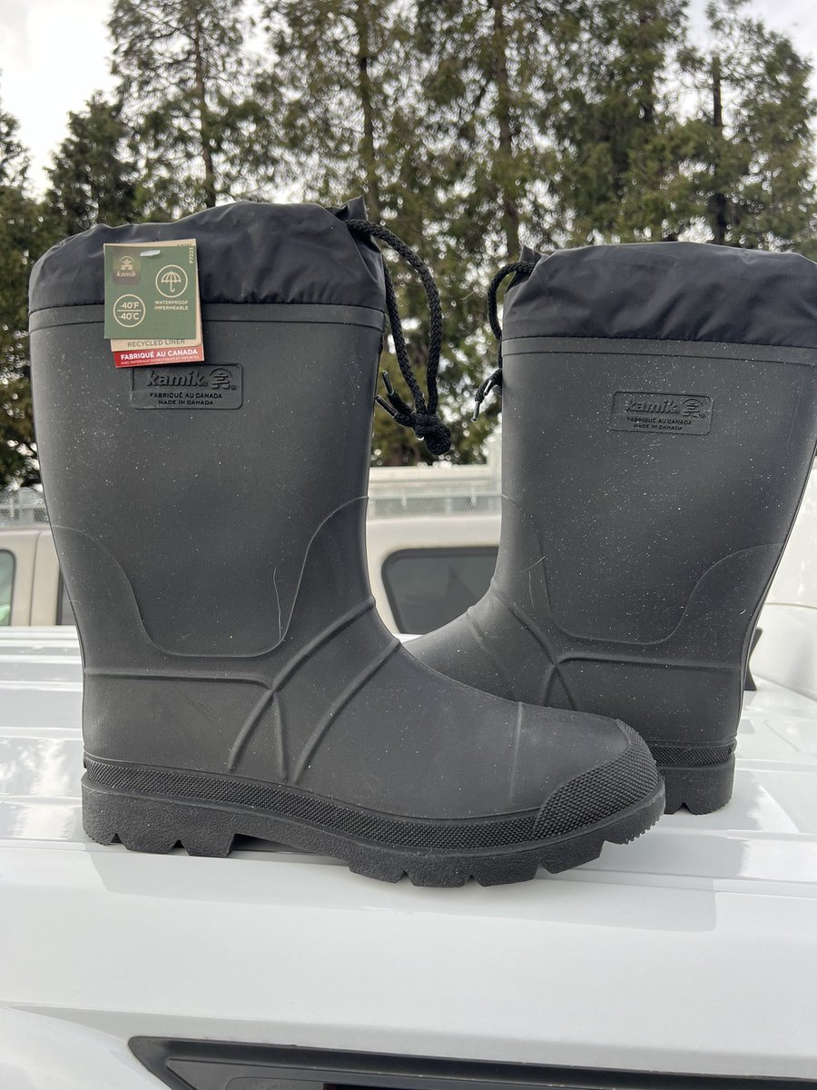 Dan_Christensen's tweet photo. Got the warmest boots I could now all I got to do is find Mr. Whispers on my bus.  He has worn out converse shoes held together with duct tape and lives where he has to cross a large wet grass field from his secret camp. He rides about three times a week so I’m sure I will run into him. I hate seeing people with cold wet feet. #portland @trimet  now just got to meet up.