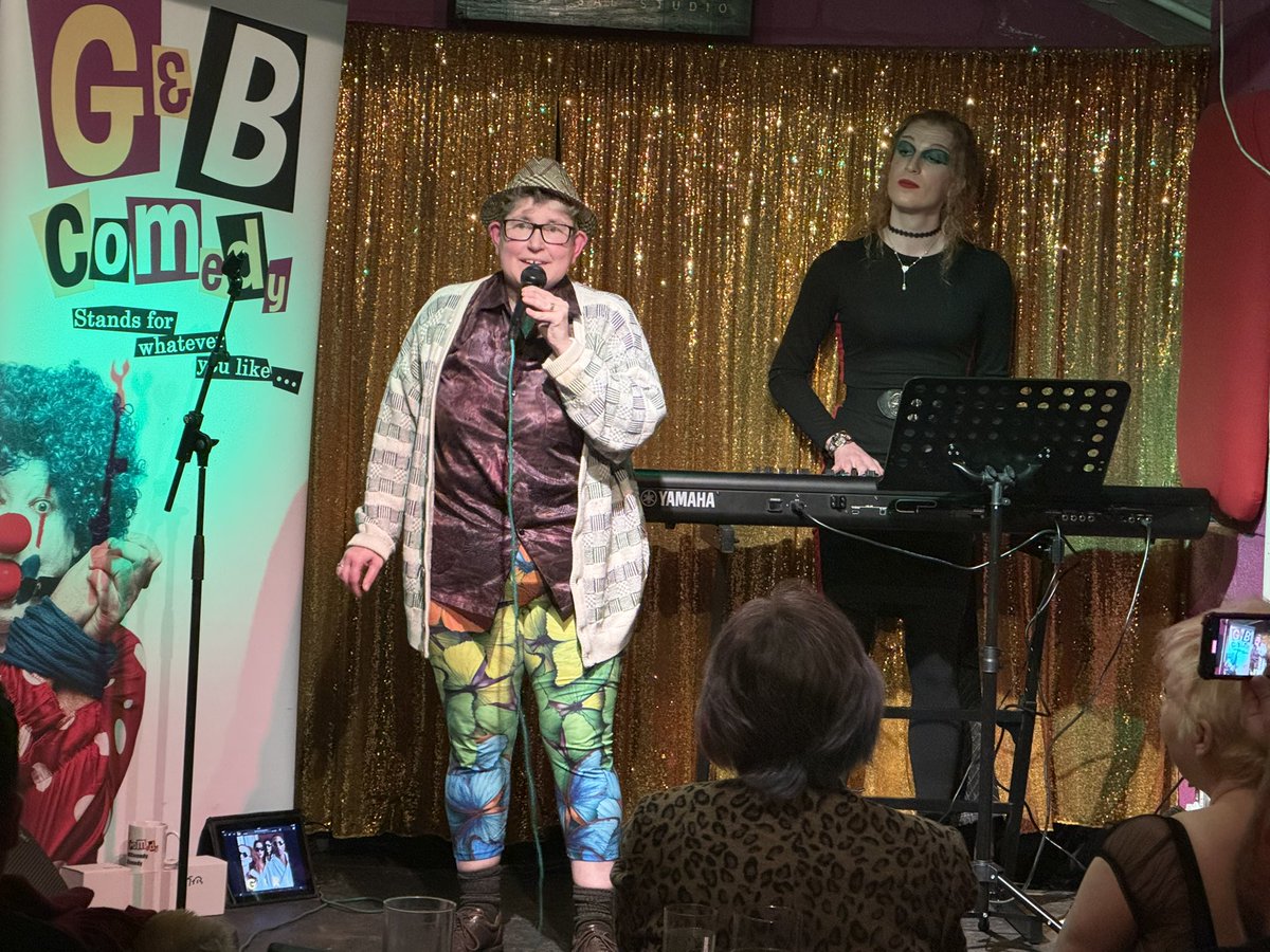 GABcomedy's tweet photo. The musical fabulousness of @TheNickyVC at @Arch1livemusic               
#comedy #standup #standupcomedy #UkComedy  #Londoncomedy #comedyscene #magic #comedyclub #comedians #comedyshow #livestandupcomedy #ukcomedians #gandbcomedy #LondonComedyScene #LiveStandup https://t.co/OoCrgWHeHG