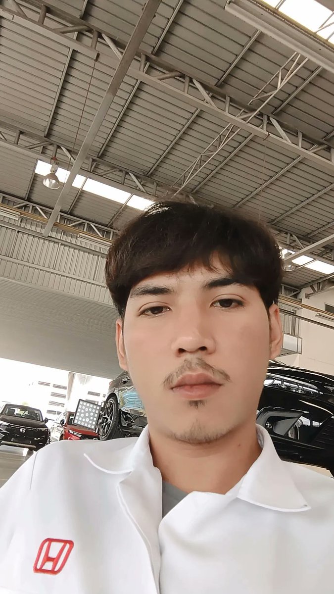 PongratU's tweet photo. เหงาสุด https://t.co/JanTxmFoLZ