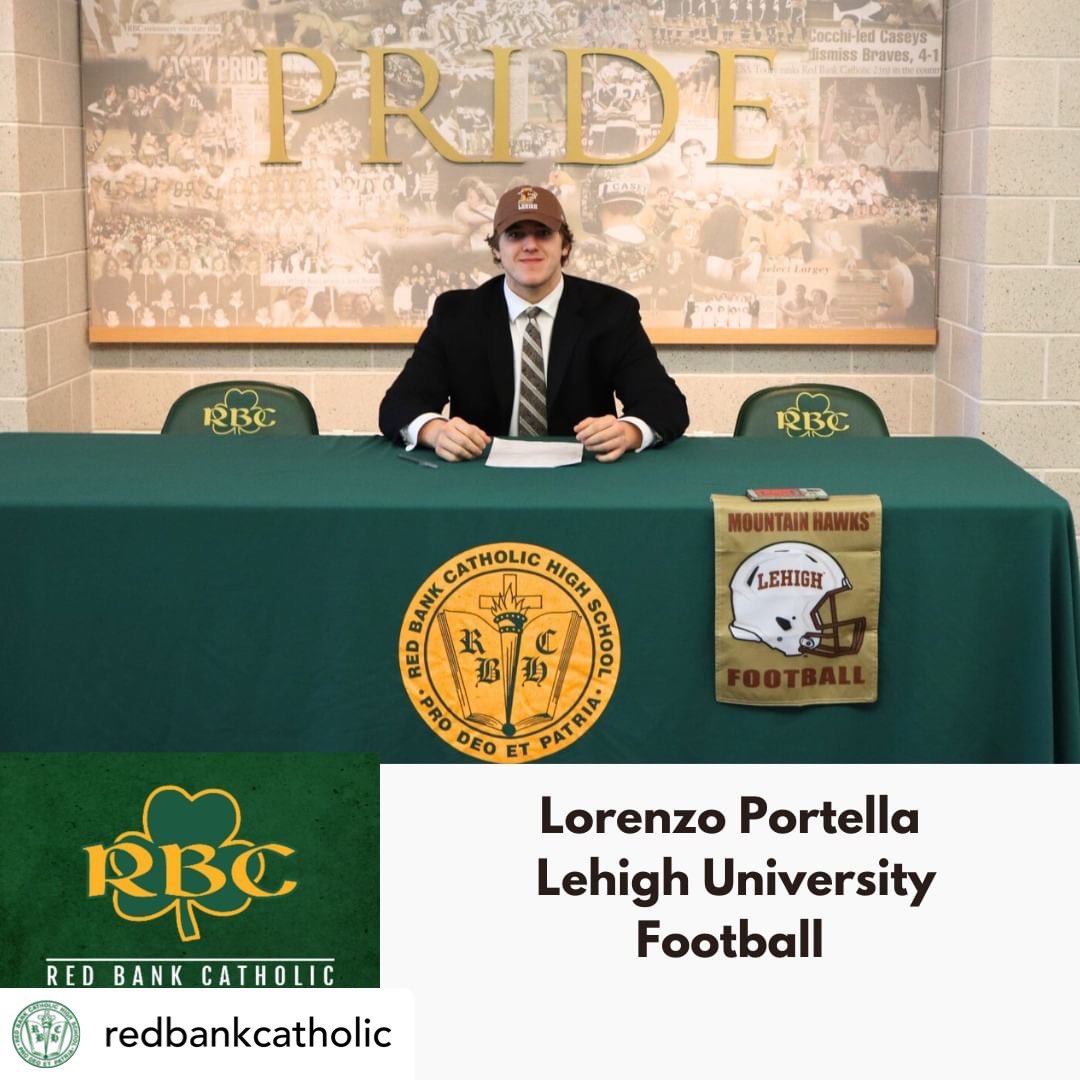 CaseysSports's tweet photo. Congrats to our student athletes who signed a NLI to continue their careers at the college level.
Lorenzo Portella - Lehigh Univ - football, Patrick Coyle - Rutgers Univ - CC/track, Logan Graham - Merrimack College - football, Luke Krzyzkowski - Stone Hill College - football. https://t.co/KvWlWH7l0Y