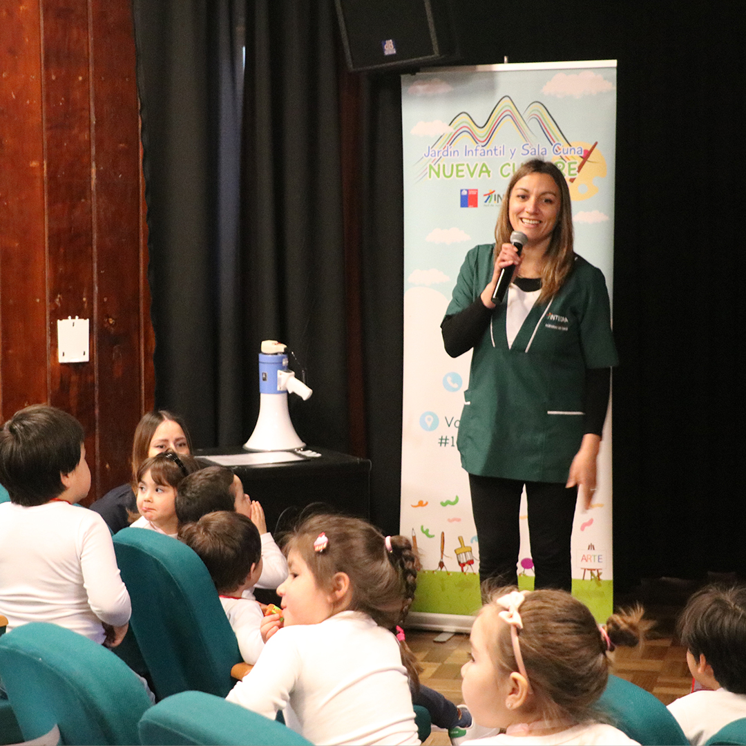 #Convocatoria2024 | 🎬 Por primera vez, extendemos la invitación a educadoras y educadores de párvulos para ser parte del curso online Cine para educadores: apreciación y creación. 

🔸 Más información e inscripciones en: escuelaalcine.cl/convocatoria-a…