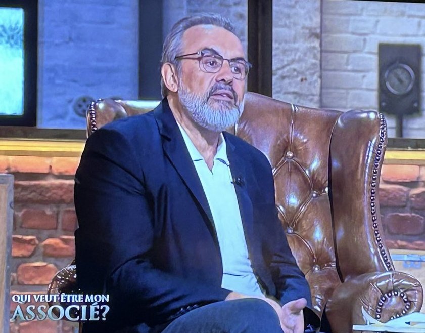 "L'#ecologie des solutions".
Oui <a href="/jpnadir/">Jean-Pierre Nadir</a> 🎯, l'écologie des solutions EST la solution si elle est économique et concrète.
Une écologie réelle, c'est ce que prône <a href="/ProtecDesOceans/">Protection des Océans</a>.
Bravo à la #startup #Vertuoso 👏
#Eau #Environnement #Economie 
@Entreprendre <a href="/M6/">M6</a> <a href="/Jon_Curiel/">Jonathan Curiel</a>