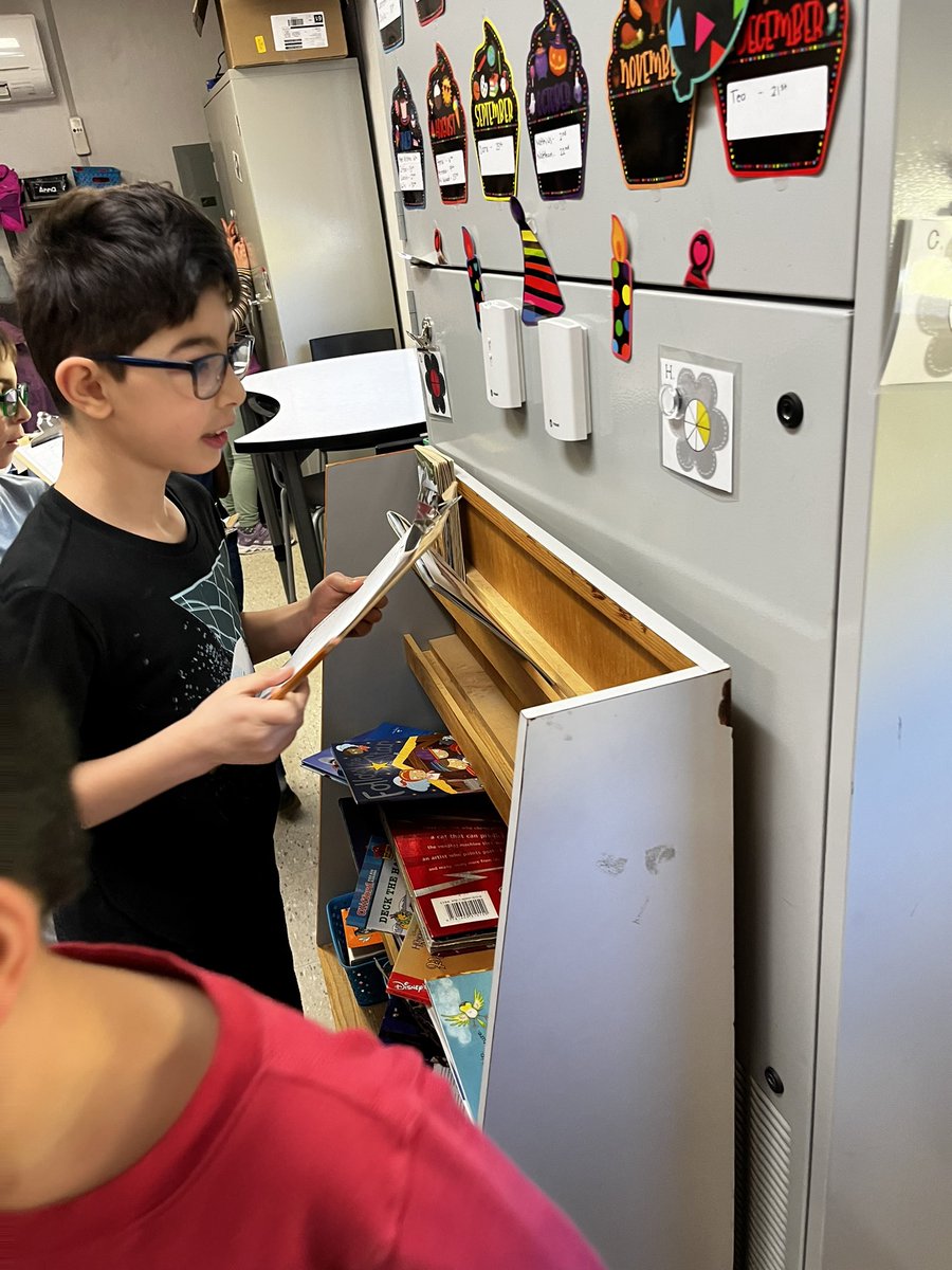 bamccarney's tweet photo. Working on our fractions! https://t.co/T9EodumnIT