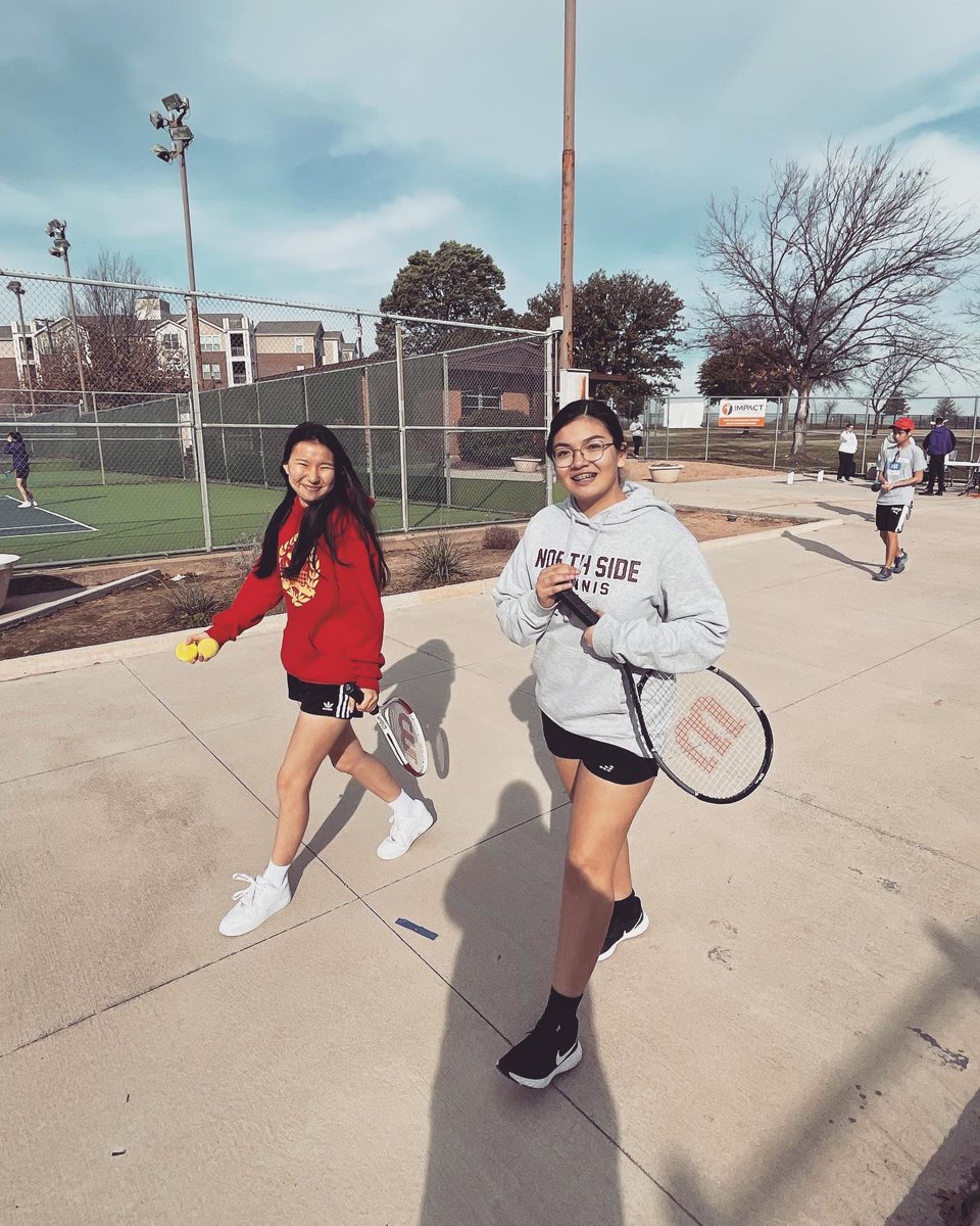 For the first time in 140 years… @northsidefwisd has a full JV & Varsity at the same time!! 🎾🤘🏽 The program keeps growing- we’ve outgrown our courts! . JV played at the South Hills Tournament today. #GoSteers . #HistoryMade #ForTheSchoolUponTheHill