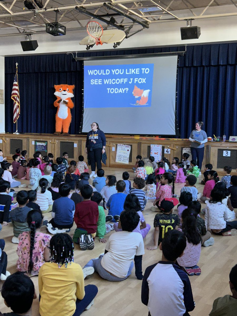 MrsCookWI's tweet photo. Global Play Day at Wicoff started with a pep rally, continued with lots of play in the classroom and ended with the staff getting in some playtime too!! Such a fun day!! https://t.co/EJJEL4X82b