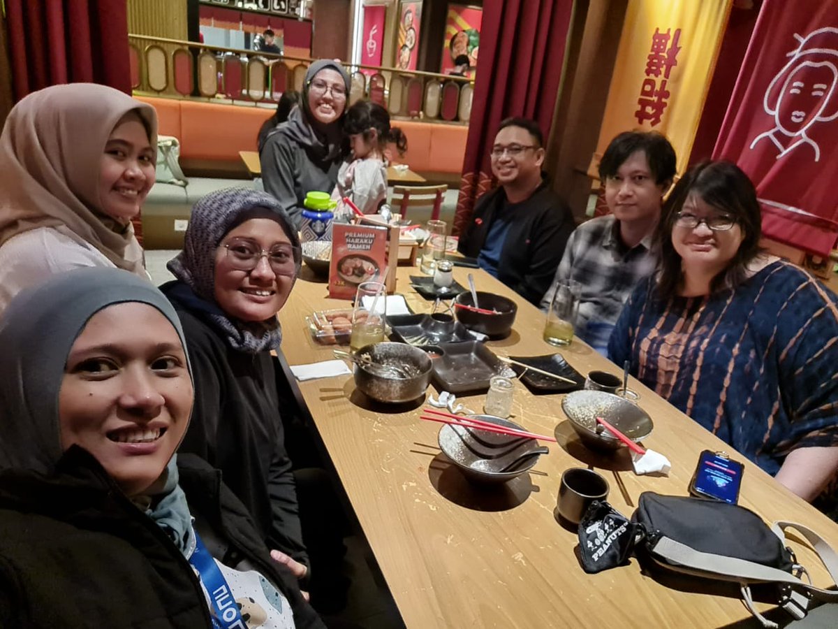 Sefruit foto kopdar <a href="/paccarita/">Blogger Makassar</a> chapter Jakarta 2 hari yg lalu 😬