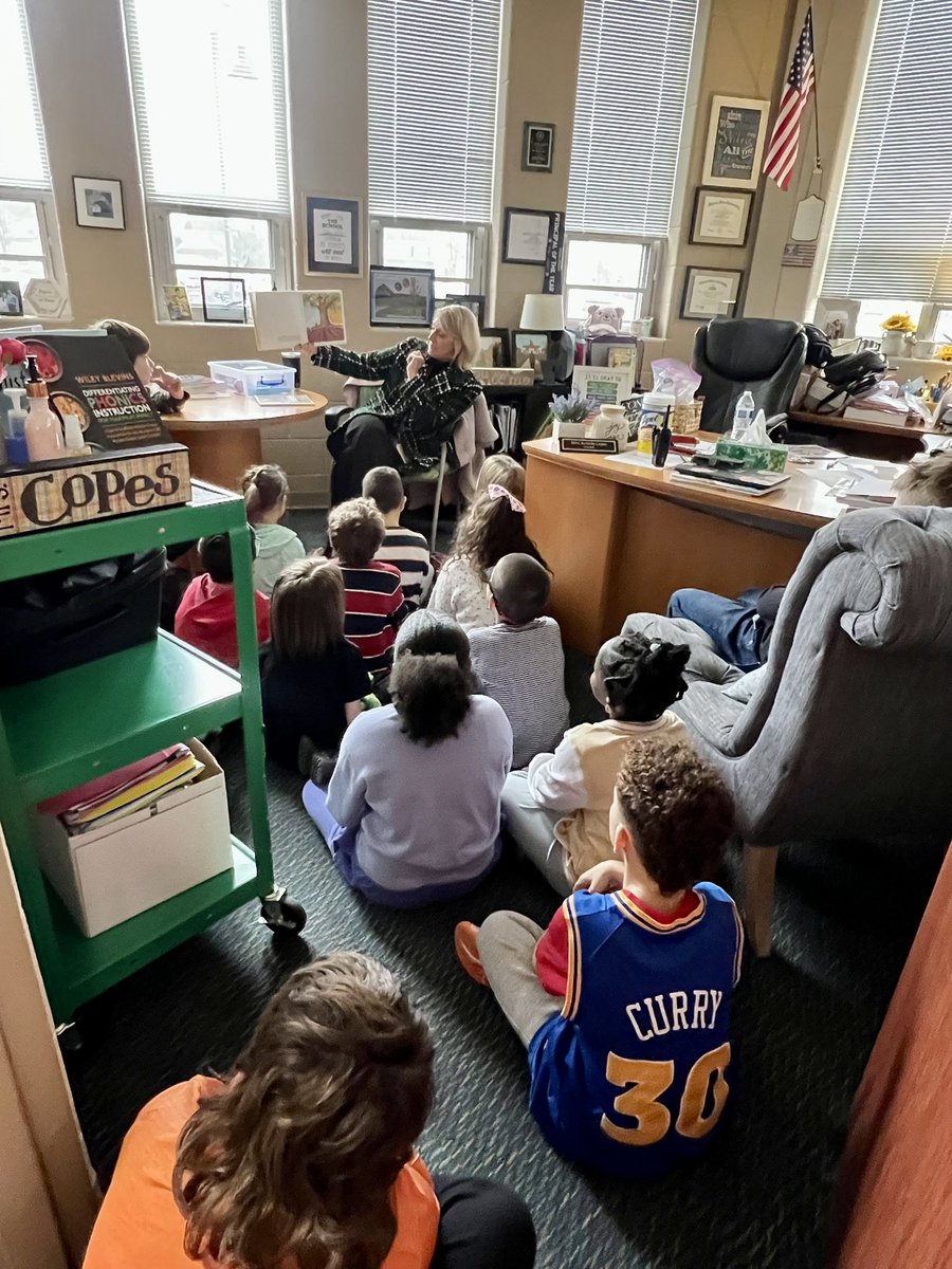 Mrs. Kohrt tweet media