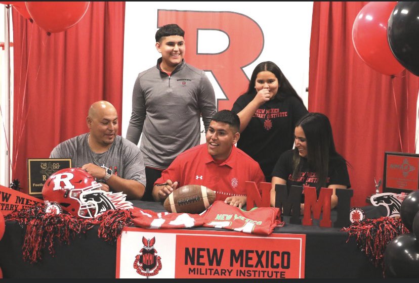 Coyote Football (@coyotesrising) on Twitter photo So proud of <a href="/PeytonKennard/">Peyton Kennard</a> to <a href="/ENMUFootball/">Eastern New Mexico University Football</a>
Reeco Lujan to <a href="/nmmibroncos/">NMMI Football</a>
<a href="/BryceSanchez_/">Bryce Sanchez</a> to <a href="/nmmibroncos/">NMMI Football</a>
Super proud of these young men!! Congrats Men!!
NSD 2024
#TEAM So proud of <a href="/PeytonKennard/">Peyton Kennard</a> to <a href="/ENMUFootball/">Eastern New Mexico University Football</a>
Reeco Lujan to <a href="/nmmibroncos/">NMMI Football</a>
<a href="/BryceSanchez_/">Bryce Sanchez</a> to <a href="/nmmibroncos/">NMMI Football</a>
Super proud of these young men!! Congrats Men!!
NSD 2024
#TEAM