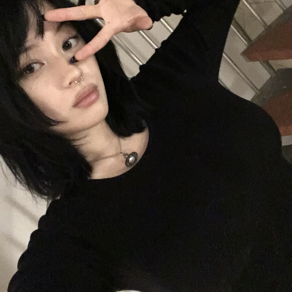 itzycf's tweet photo. goon for pretty egirls https://t.co/qHtRuuIHfT