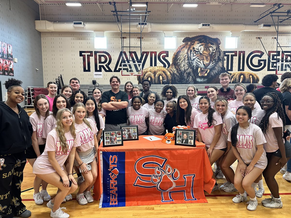 Travis Cheer tweet media