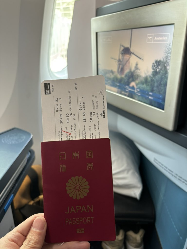oxy_sato's tweet photo. 行ってきまーす✈️ https://t.co/Wq31D5epJq