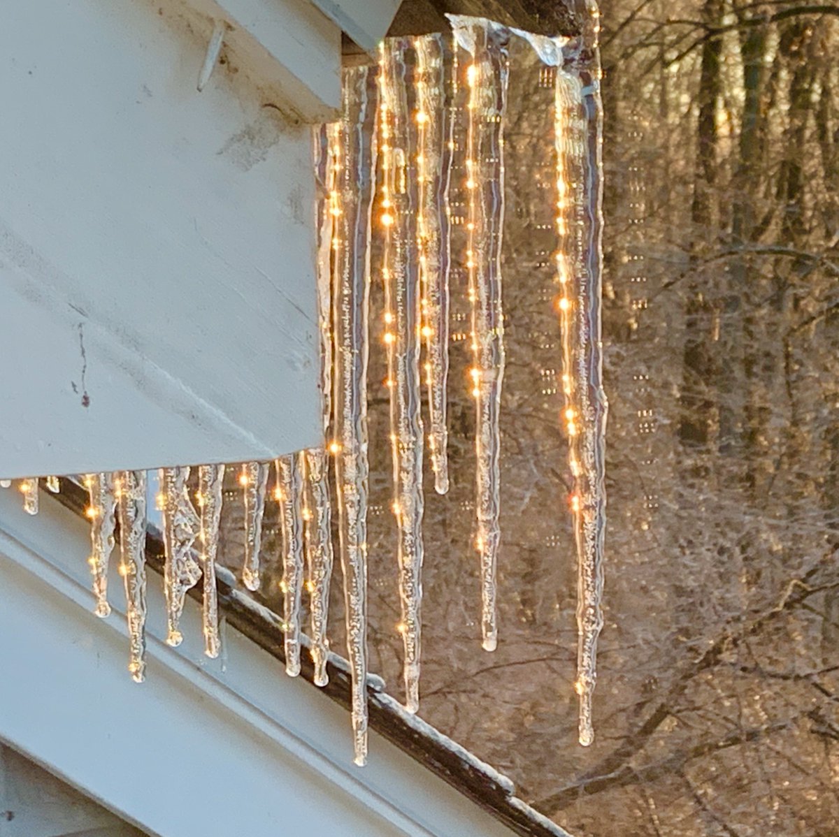 CanyonCoyote1's tweet image. Sparklers

#WINTER #icicles #February #thursdayvibes