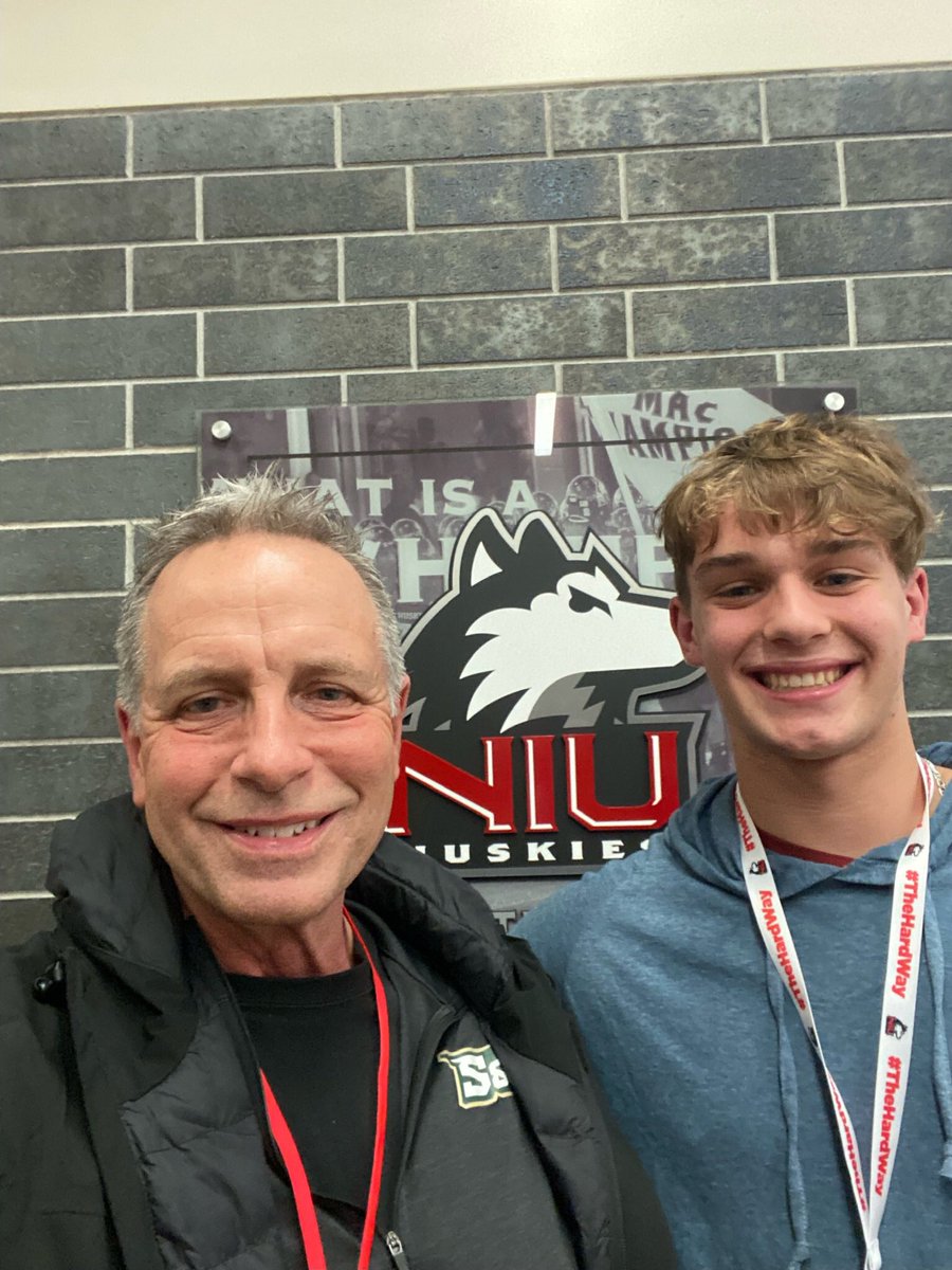 PreckelThomas's tweet photo. Had a great time at NIU this past Sunday! Thanks for the invite @CoachBeschorner !
@Coach_CoryWhite @LHS_Lancer_FB @JPRockMO @elitefootball @hicksadam192 https://t.co/bixHGXWkbt