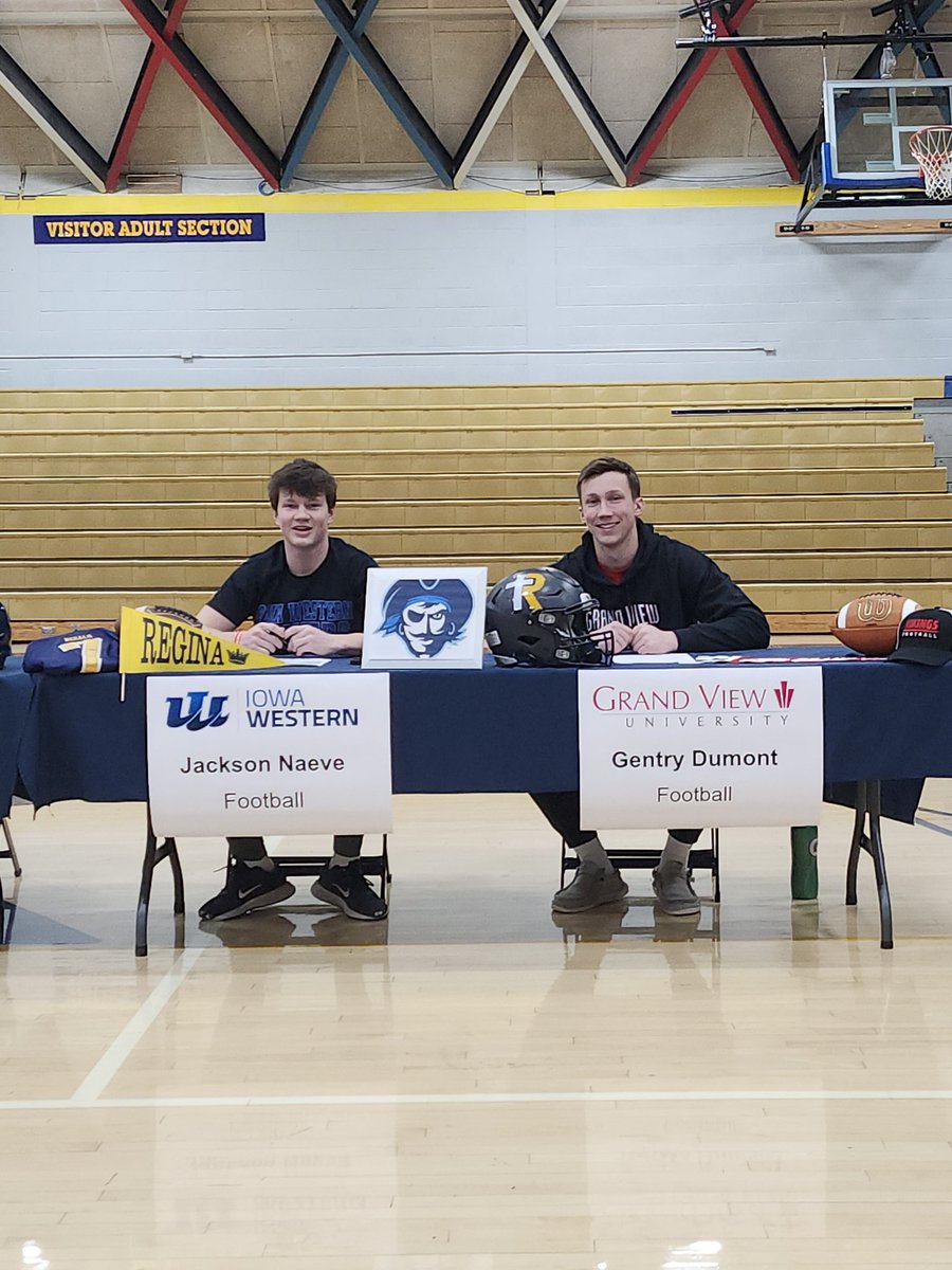 du97_j's tweet photo. Very proud of these 5 young men signing today to continue their education and football career at their respective schools.  Congrats to all.  @GentryDumont012 @Drew_Streb52 @JacksonNaeve @joss_ty @johndevery2 ALSO @jackclark__22 great football player going on to college baseball https://t.co/Hekpl4l5SJ