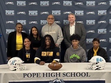 PopeFootball's tweet photo. What a great celebration for the 2024 National Singing Day this morning! Thank you to everyone who came out to the Field house and supported the boys! Congratulations Jaiden Grimes (Kennesaw State), Charlie Hubbard (Presbyterian), Andrew Nelms (GA Tech)! #POPEPRIDE https://t.co/fLDJkt0F4A
