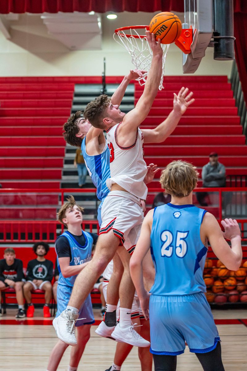 ColeLeach03's tweet image. “I hate to lose more than I like to win.” -Larry Bird            #thirtythree