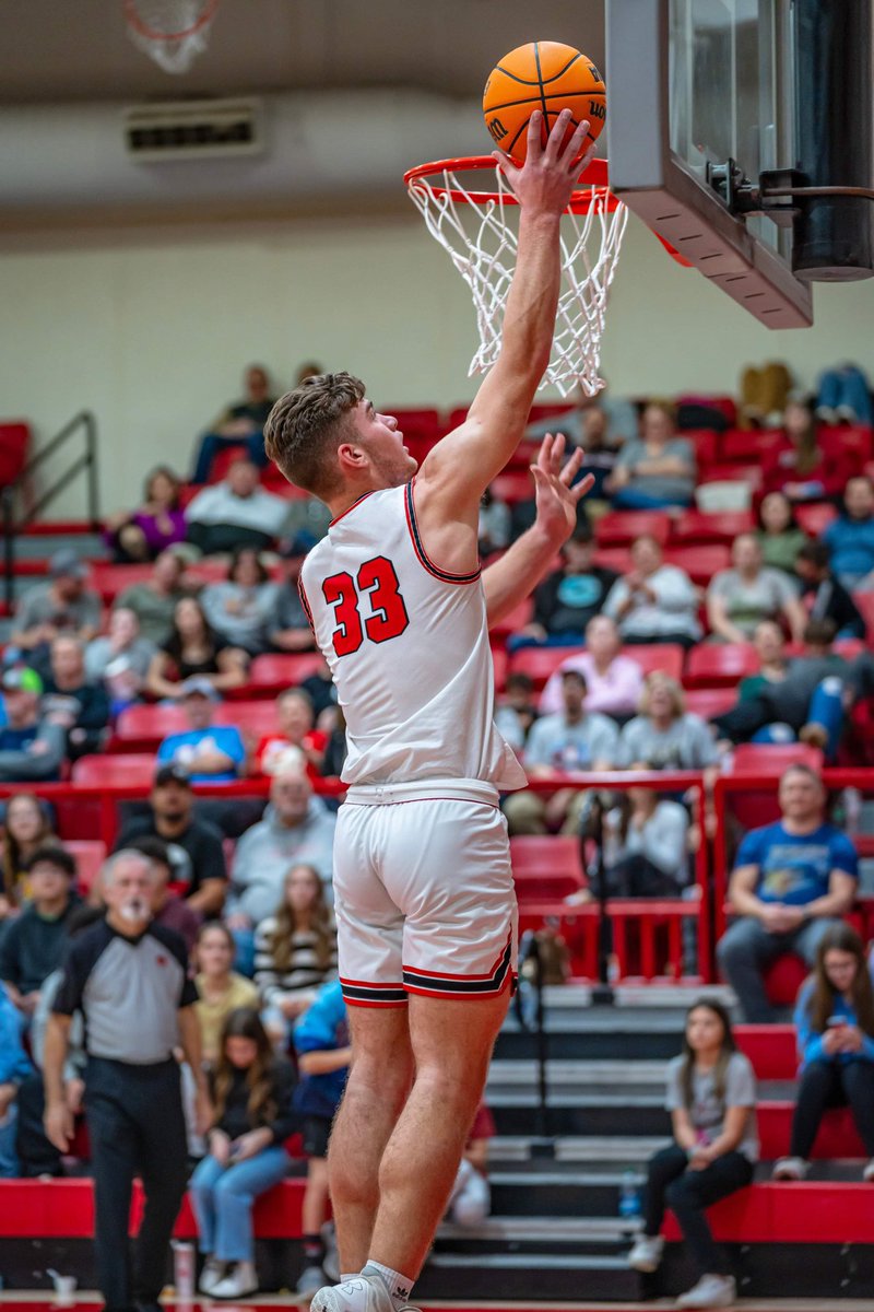 ColeLeach03's tweet image. “I hate to lose more than I like to win.” -Larry Bird            #thirtythree