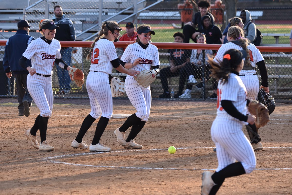 William Paterson University Softball tweet media