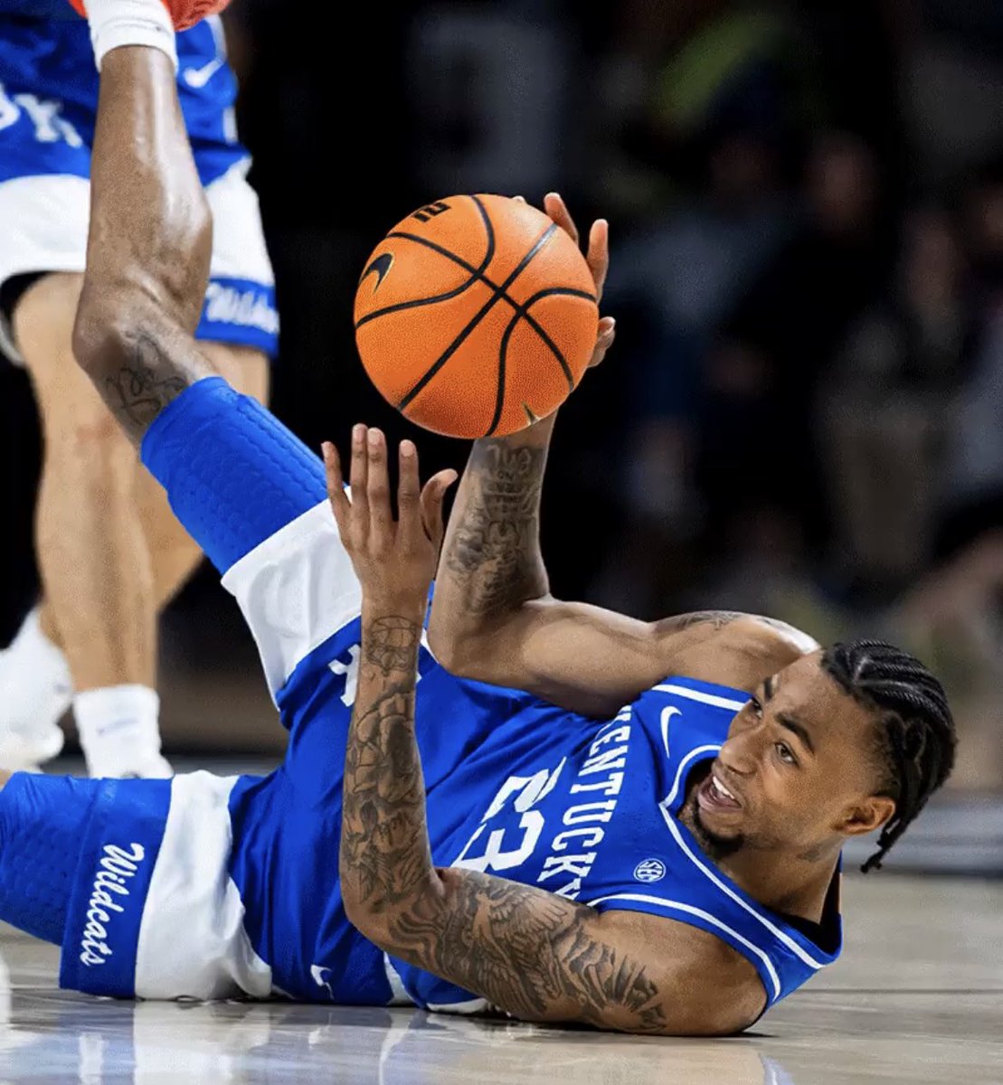 Buddy 🏀😼 tweet media