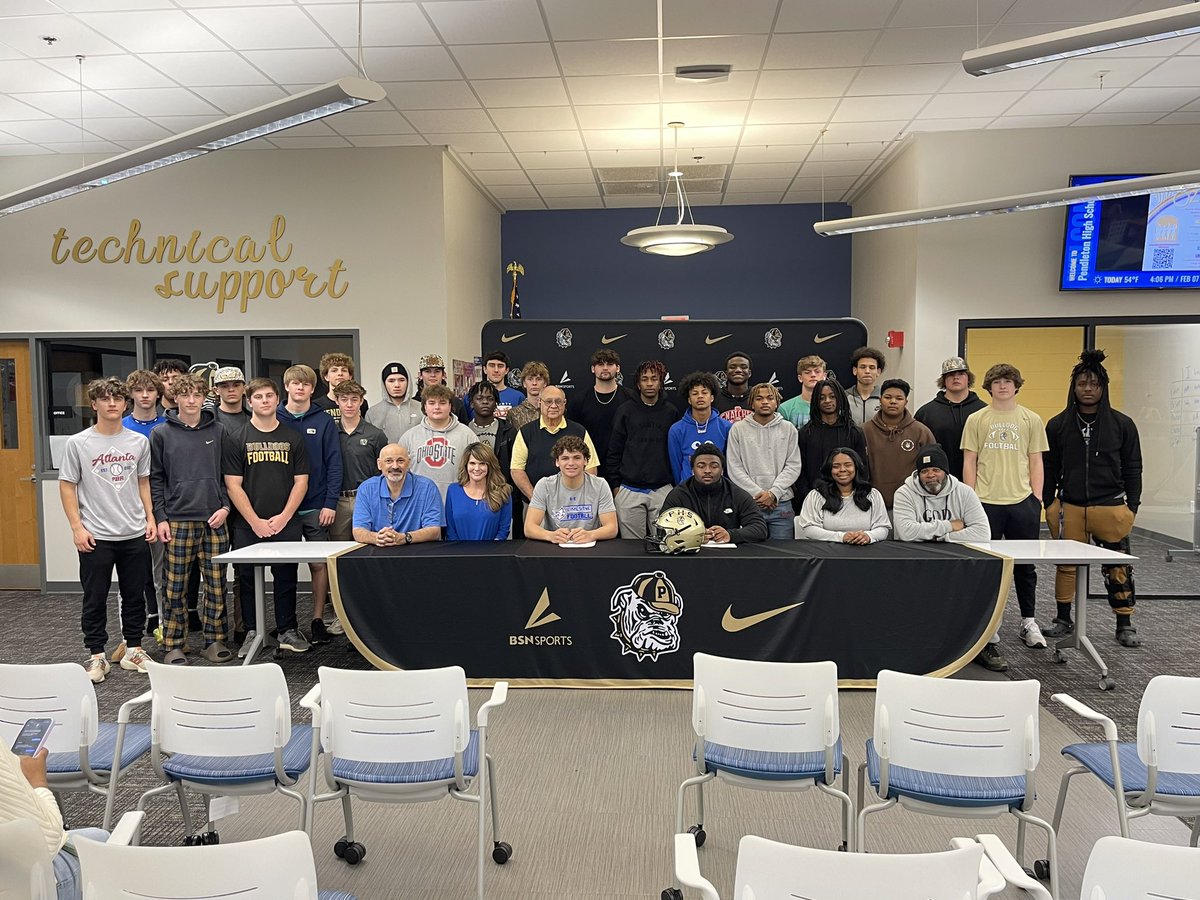 Congratulations to <a href="/koryjones2024/">Kory Jones</a> (<a href="/LimestoneFB/">Limestone Football</a>) &amp; <a href="/RussellReid05/">Russell Reid</a> (<a href="/StAndrewsFB/">SAU Football</a>) on getting the opportunity to continue their athletic &amp; academic journeys! Special guys who will make a difference at their new schools! #DDVP #2eparat3 #RecruitPTown