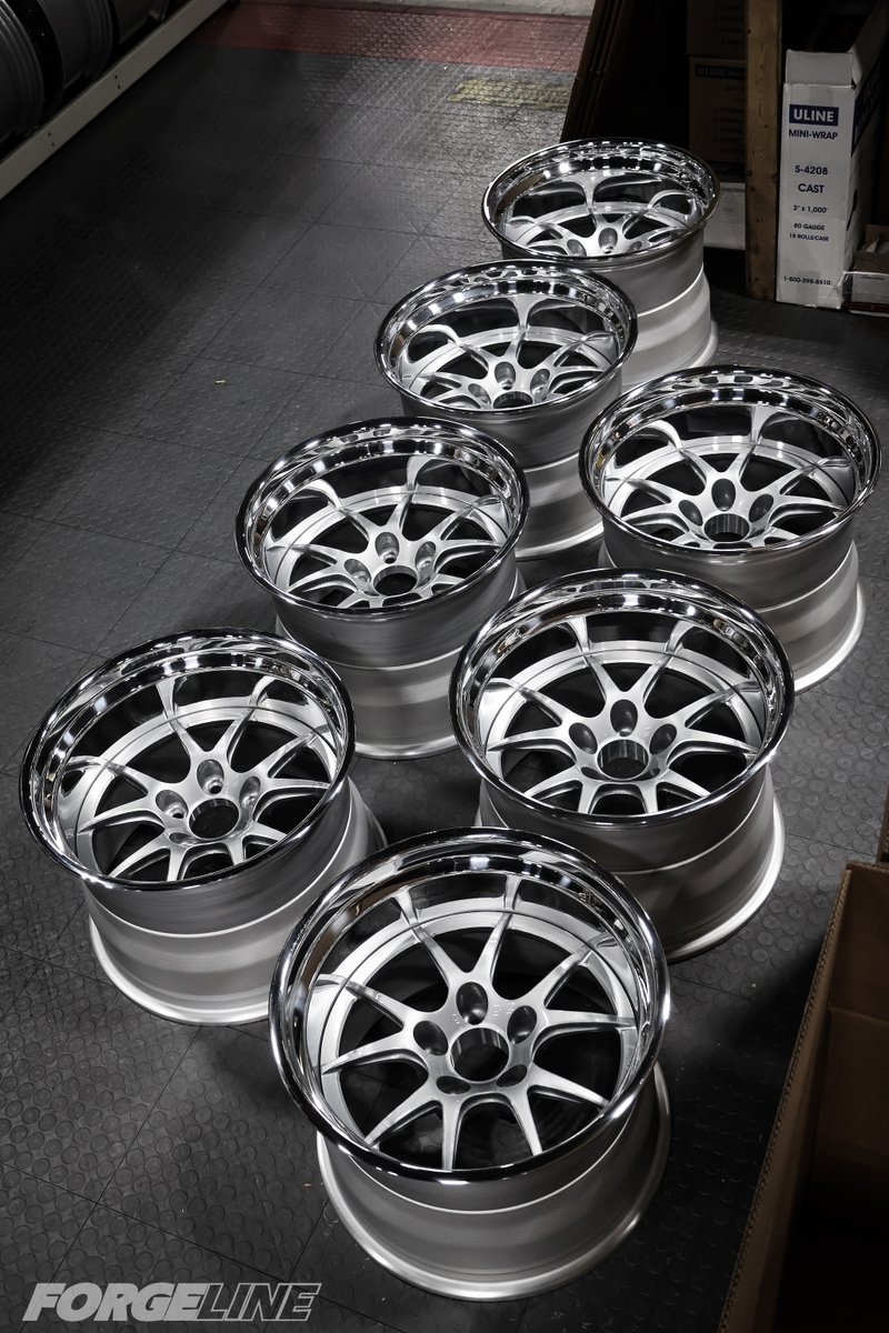 ForgelineWheels's tweet photo. Must be racing season! #forgeline #forgedwheels like #GA3R are bred for the track and #madeinUSA! https://t.co/LqjWgKYhDL https://t.co/u0Vt9mhVCN